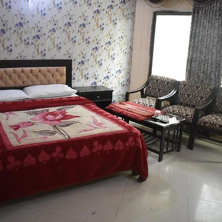 Hotel Sky Inn ราวัลปินดี ภายนอก รูปภาพ